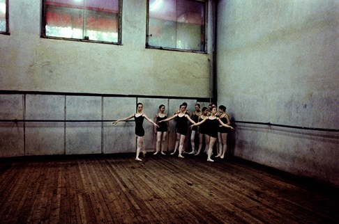  Moldova ballet, Girls in the Corner