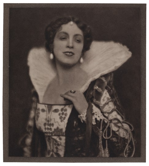  Pauline Brunius, Beatrice